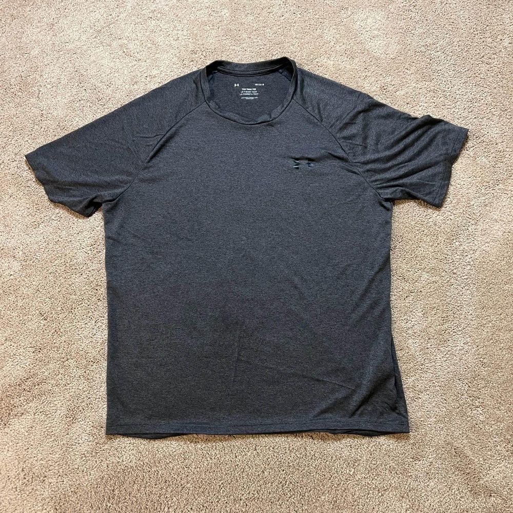 Men’s Under Armour Shirt Size Large